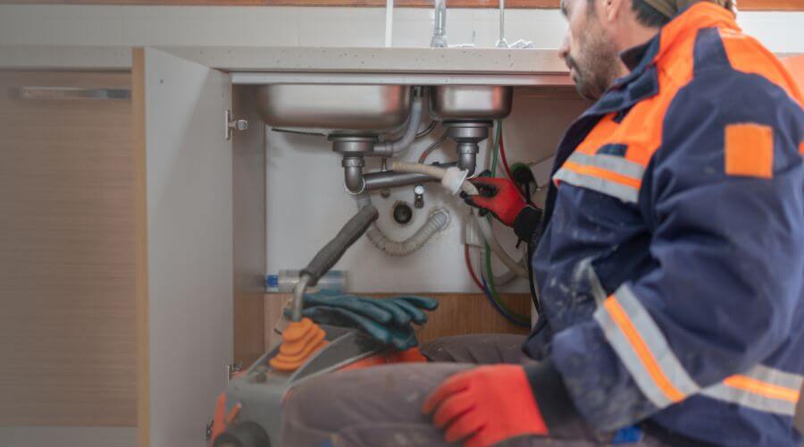 Professional slab leak plumber services in Palms, MI